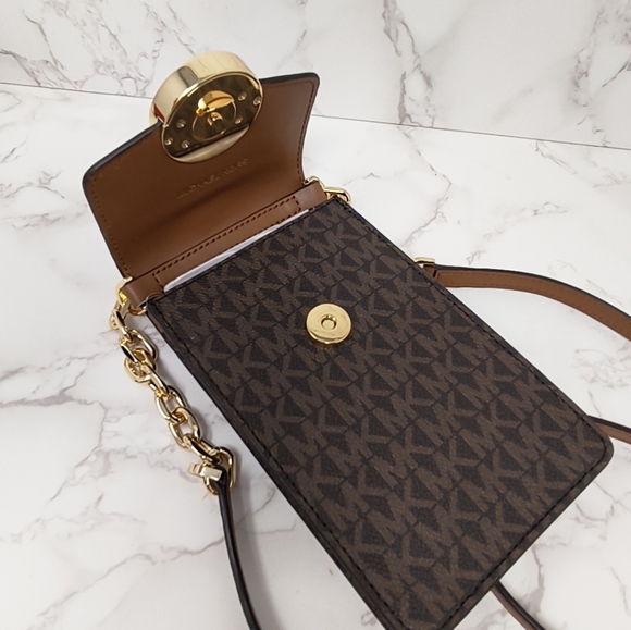 Michael Kors Carmen Small Phone Crossbody - Picture 5 of 7